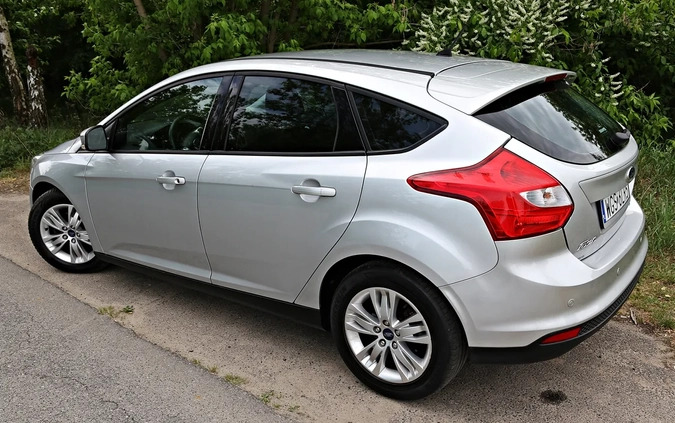 Ford Focus cena 23900 przebieg: 120000, rok produkcji 2013 z Gostynin małe 781